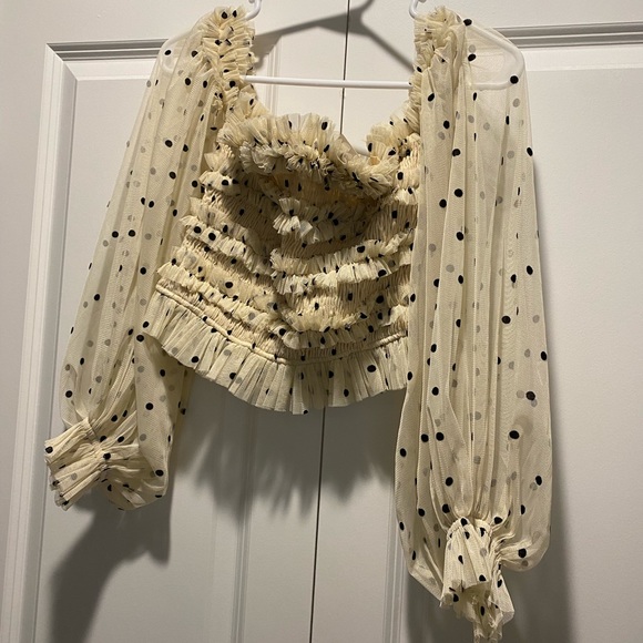 Lace and Beads Polka Dot Crop Top with Puff Sleeves - Picture 3 of 3